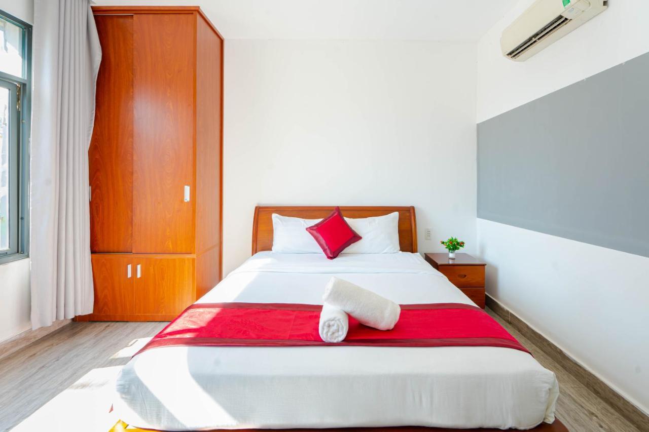 New York Hotel Pham Ngu Lao Хошимин Экстерьер фото