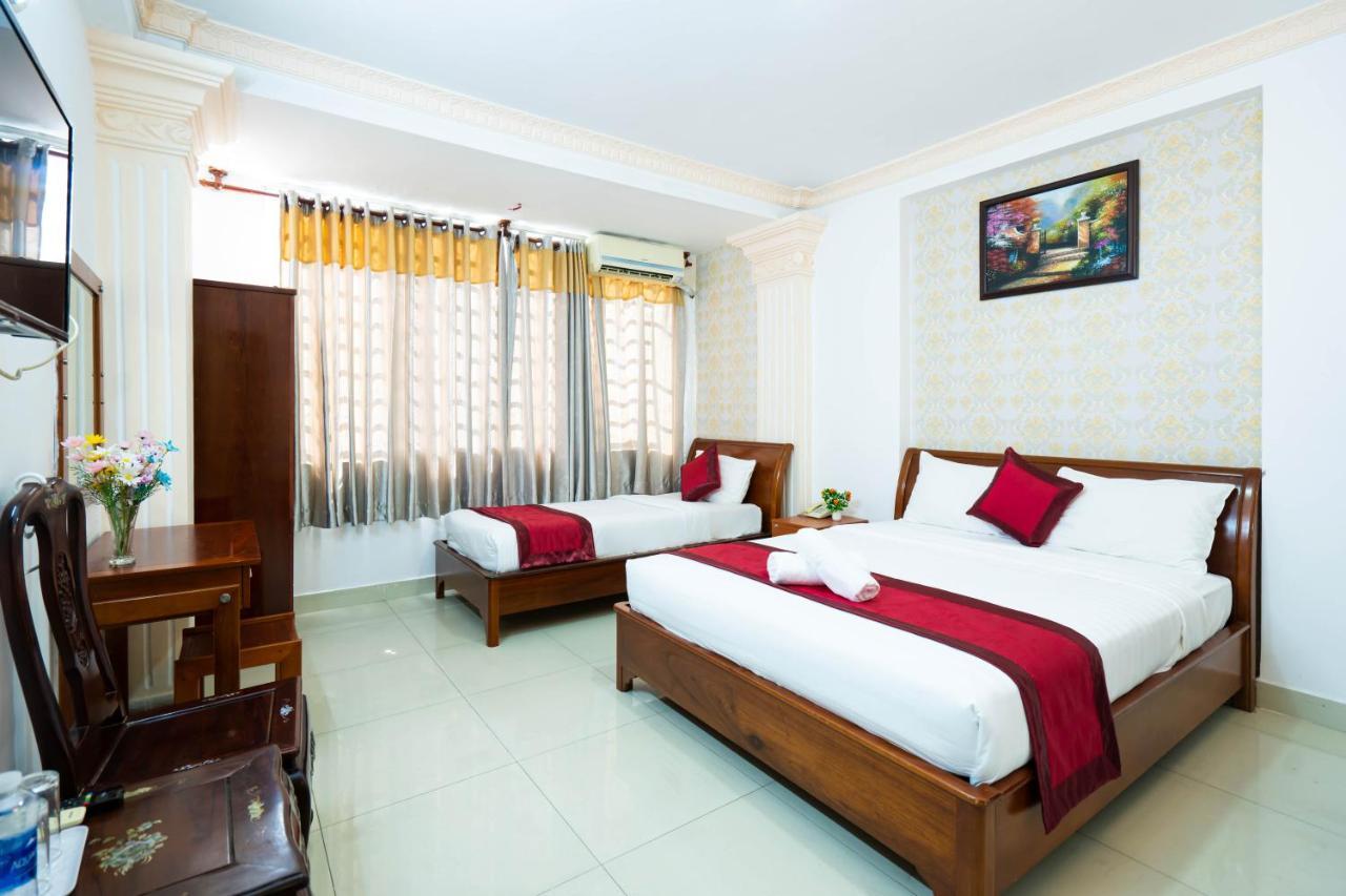 New York Hotel Pham Ngu Lao Хошимин Экстерьер фото